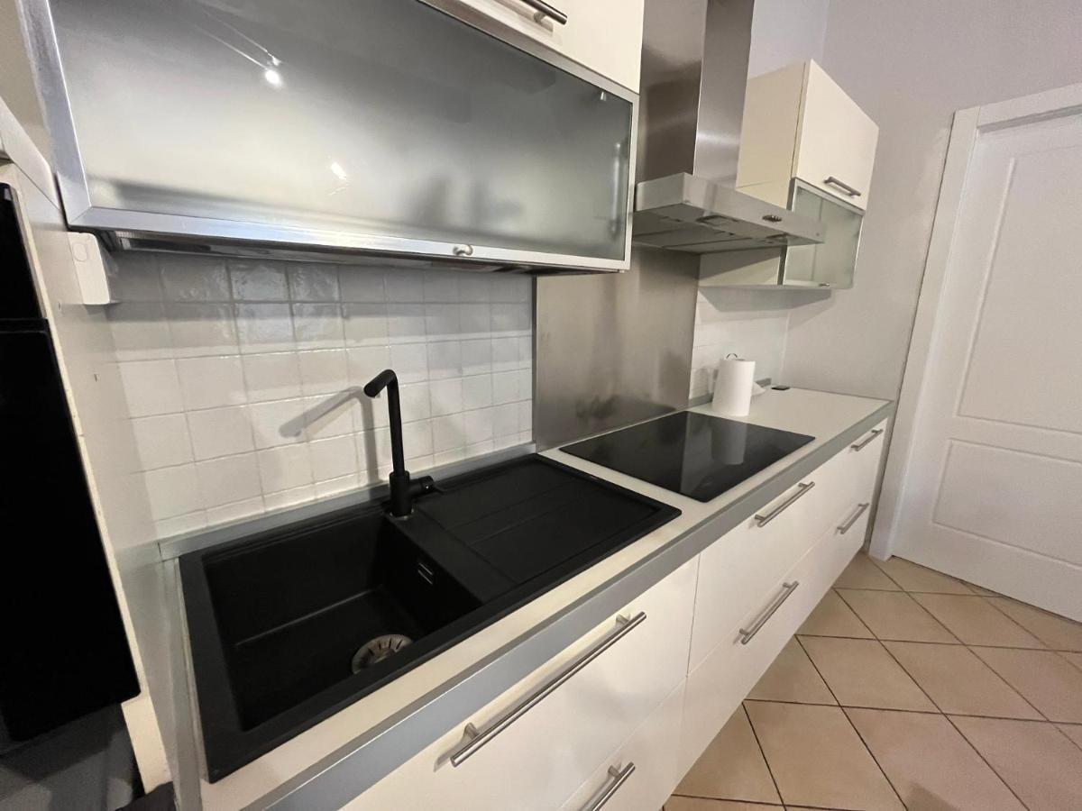 Mossotti Street Apartment Pisa Luaran gambar