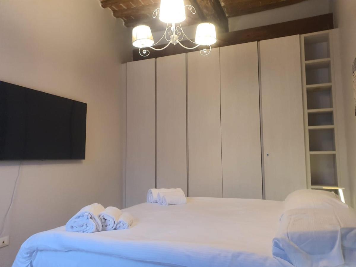 Mossotti Street Apartment Pisa Luaran gambar